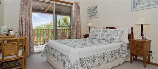 фото отеля Avocado Grove B&B