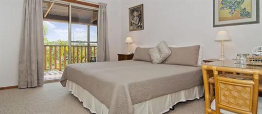 фото отеля Avocado Grove B&B