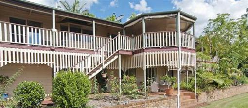 фото отеля Avocado Grove B&B
