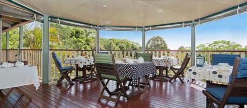 фото отеля Avocado Grove B&B