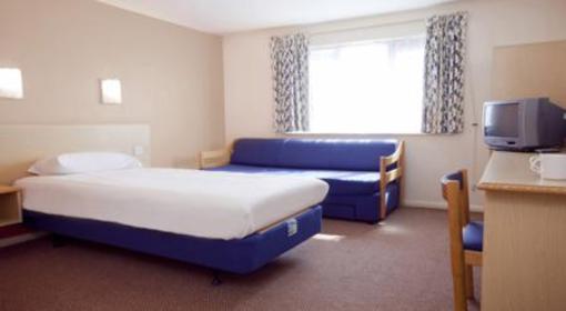 фото отеля Travelodge Hotel Dunkirk Canterbury