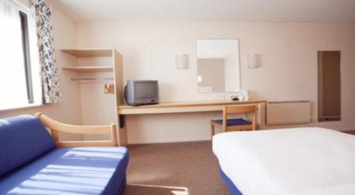 фото отеля Travelodge Hotel Dunkirk Canterbury