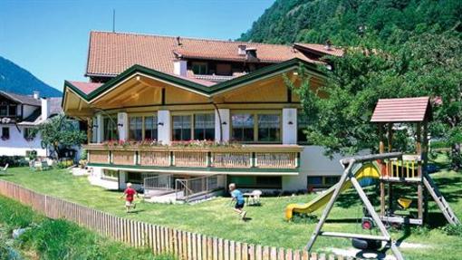 фото отеля Hotel Jägerhof Oetz