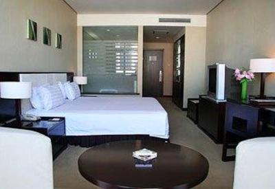 фото отеля Huizhong Hotel