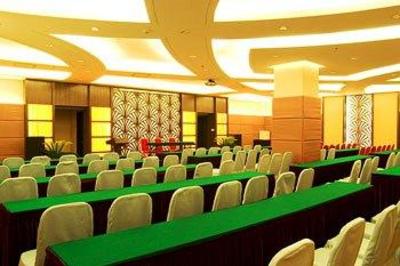 фото отеля Huizhong Hotel