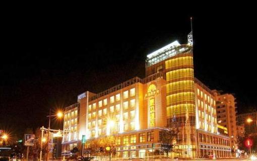 фото отеля Huizhong Hotel