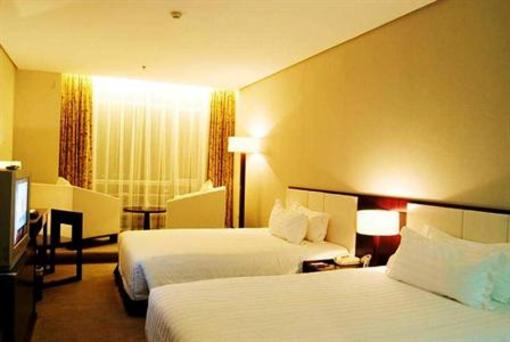 фото отеля Huizhong Hotel