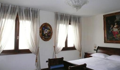 фото отеля B&B La Torre in Pietra