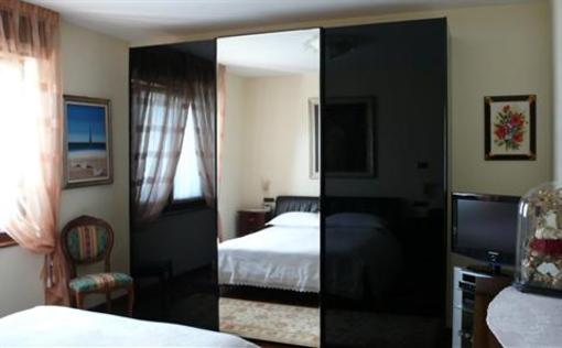 фото отеля B&B La Torre in Pietra