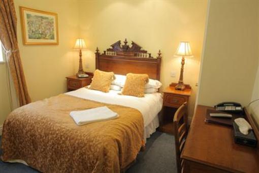 фото отеля The Atherstone Red Lion Hotel