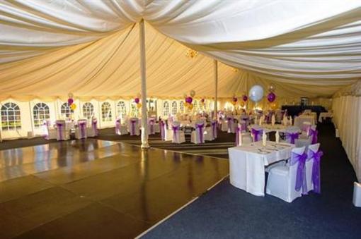 фото отеля Gomersal Lodge Hotel Cleckheaton