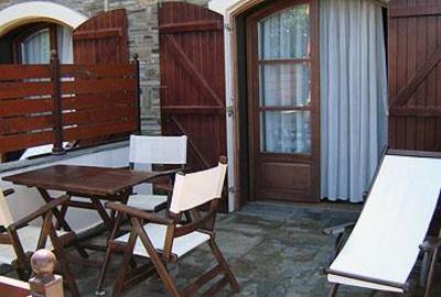 фото отеля Smaragdi Hostel