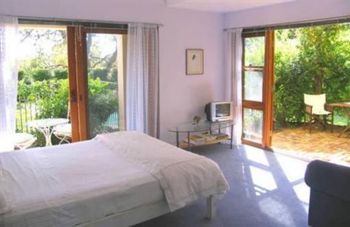 фото отеля Ocean Beach Bed & Breakfast Port Stephens