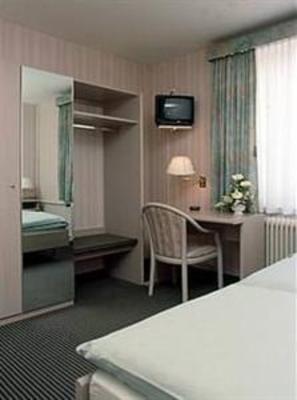 фото отеля Hotel Du Moulin La Chaux-de-Fonds