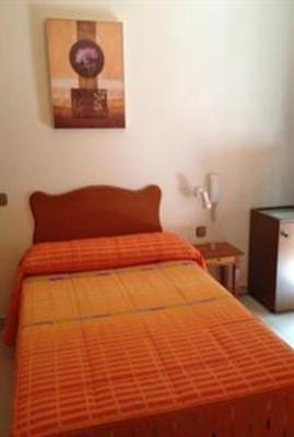 фото отеля Hostal Cervantes Valdemoro