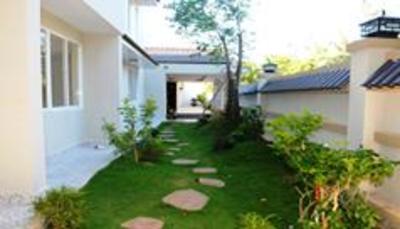 фото отеля Lam Son Deluxe Apartments