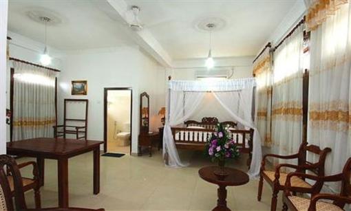 фото отеля Janasetha Luxury Apartment Galle