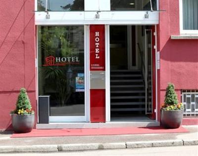 фото отеля Hotel Am Charlottenplatz Esslingen am Neckar