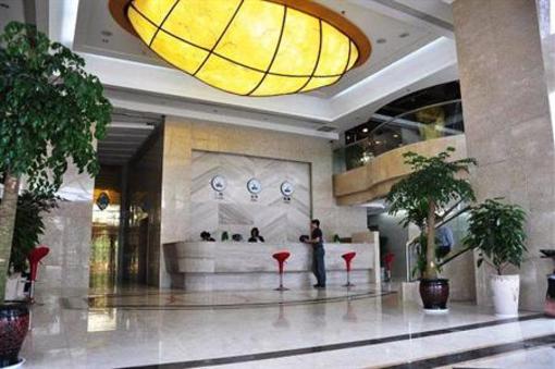 фото отеля Super 8 Hotel Qingdao Chengyang Bao Long City Square