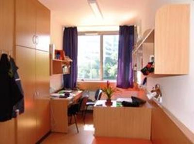 фото отеля Universitas Travellers Hostel