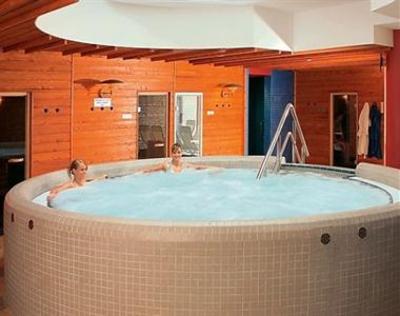 фото отеля Hotel Schweizerhof Gyor