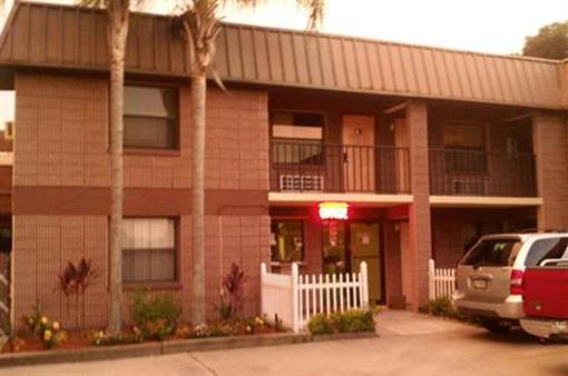фото отеля East Lake Inn Tampa
