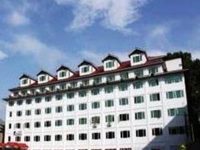 Hotel Pamposh