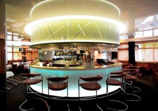 фото отеля Quality Inn Paris la Defense