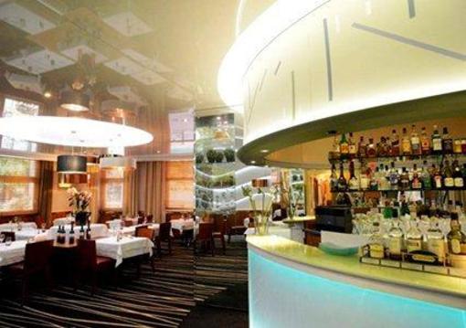 фото отеля Quality Inn Paris la Defense