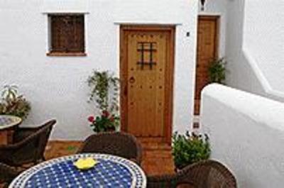 фото отеля Apartamentos La Jabega Conil de la Frontera