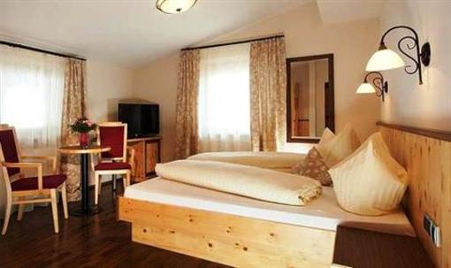 фото отеля Alpenresidenz Ballunspitze Hotel Galtur