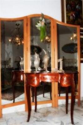 фото отеля Lucilla's World B&B