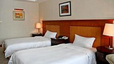 фото отеля Central Plaza Hotel Dalian