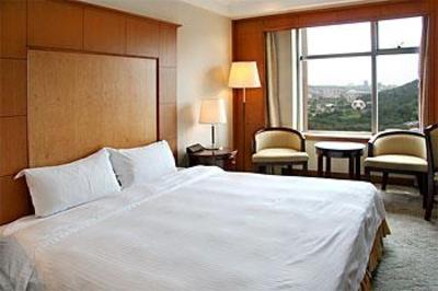 фото отеля Central Plaza Hotel Dalian