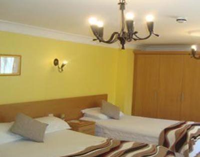 фото отеля Sunnybank Hotel