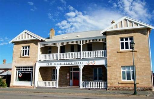 фото отеля Port Elliot Beach House YHA