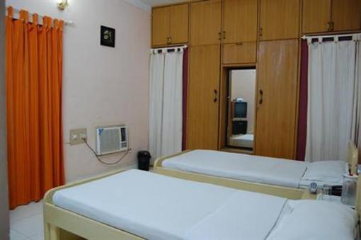 фото отеля Roxel Inn Viveknagar Bangalore