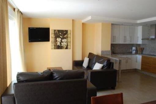 фото отеля Apartamentos Dona Lucia Torremolinos