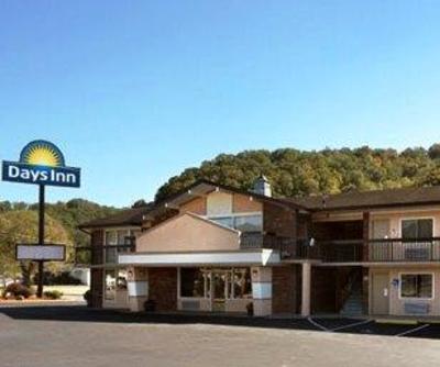 фото отеля Paintsville Days Inn