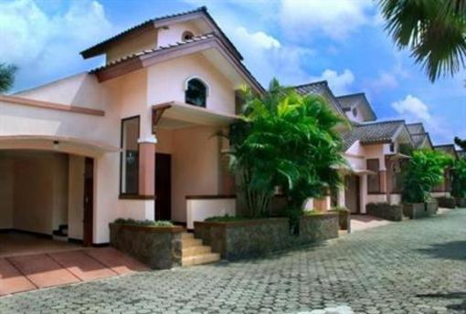 фото отеля Atrium Resort and Hotel Purwokerto