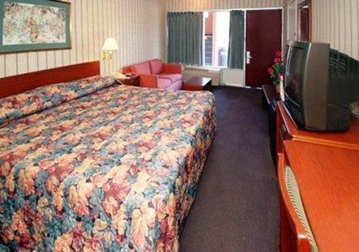 фото отеля Econo Lodge Milledgeville