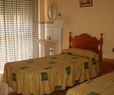 фото отеля Pension Dulces Sueños Seville