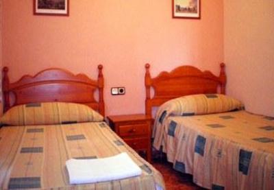 фото отеля Pension Dulces Sueños Seville