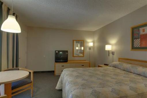 фото отеля Vagabond Inn Oxnard