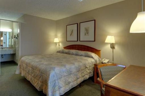 фото отеля Vagabond Inn Oxnard