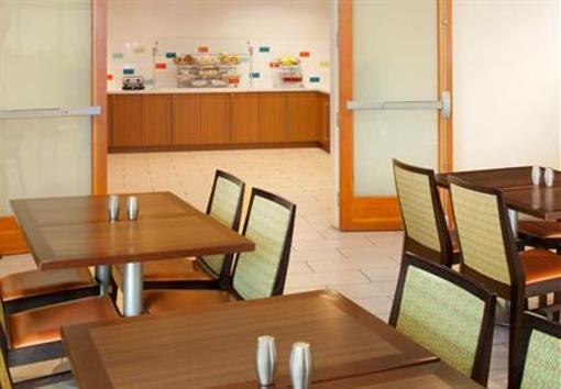 фото отеля SpringHill Suites by Marriott Miami Arts/Health District