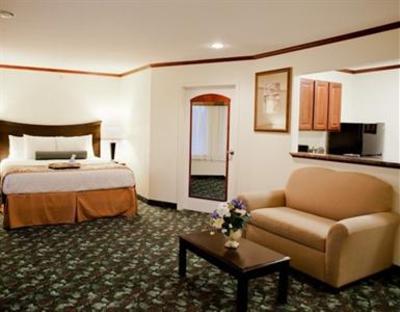 фото отеля Executive Inn & Suites Leonardtown