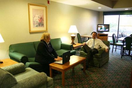 фото отеля Hampton Inn Grand Rapids-South