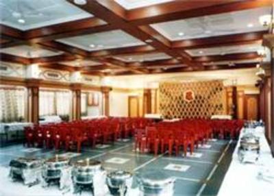 фото отеля Hotel Shreyas Pune