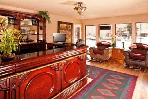 фото отеля Cache Creek Motel